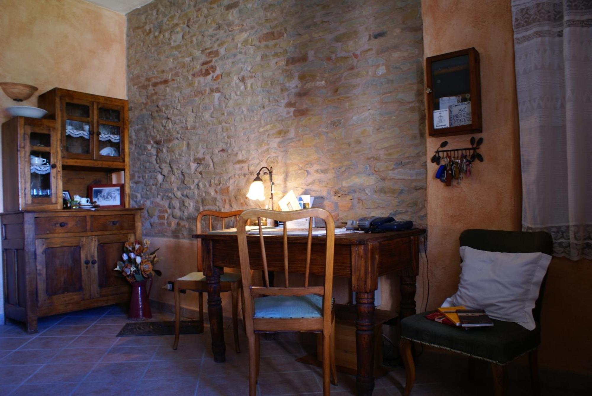 مبيت وإفطار Trezzo Tinella Casa Branzele المظهر الخارجي الصورة